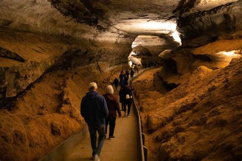 Mammoth Cave National Park: How to Pick the Best Tour – Earth Trekkers