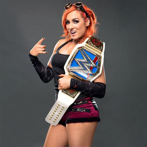 WWE Women’s Champion Becky Lynch - The Fishbulb Suplex