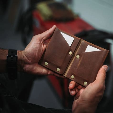 Full Grain Leather Wallets: Durable and Functional Choice for Everyday ...