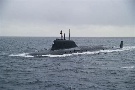 RUSSIA TO BUILD AND LEASE TO INDIA A CUSTOMIZED SUBMARINE BASED ON ...