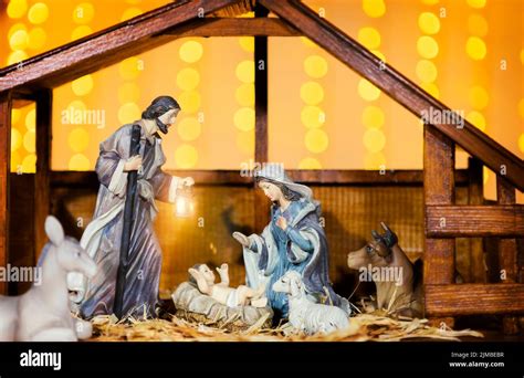 Christmas nativity scene; Jesus Christ, Mary and Joseph Stock Photo - Alamy