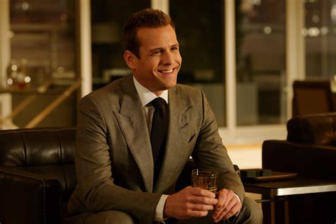 Harvey Specter's Best Suits Burns Throughout the Series | USA Insider