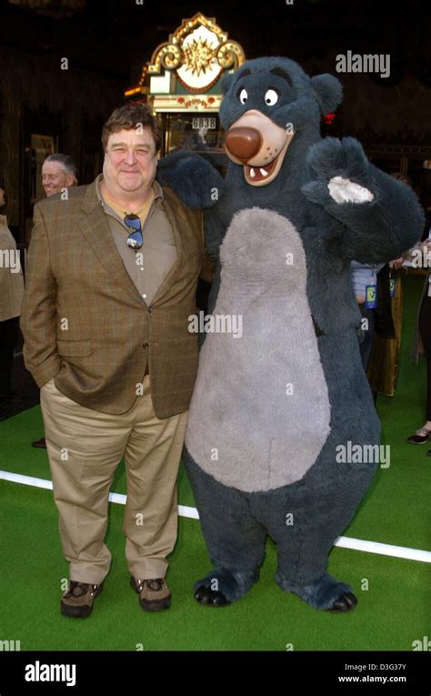 (dpa) - US actor John Goodman, the voice of Baloo in the movie, poses ...