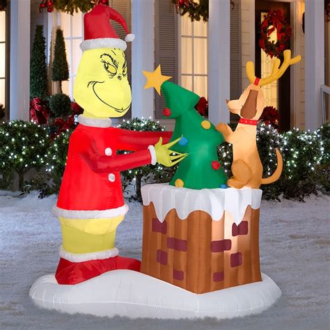 Grinch 6.99-ft Animatronic Lighted The Grinch Christmas Inflatable in ...