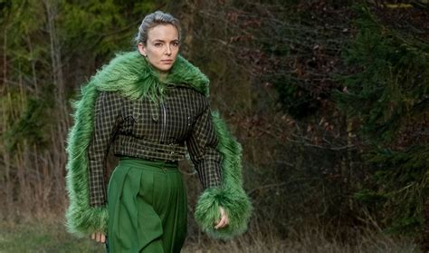 Killing Eve Clothes - Villanelle's Best Fashion Moments – Page 2 of 2