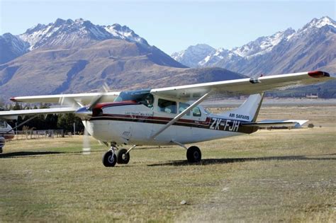 Scenic Flights Mt Cook Flightseeing Tours Departing Glentanner Park ...