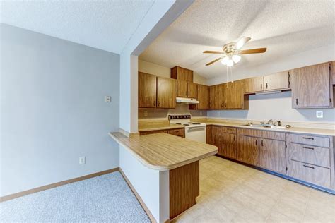 Village Apartments of Hillsboro Senior - 300 S. Hamilton Street ...