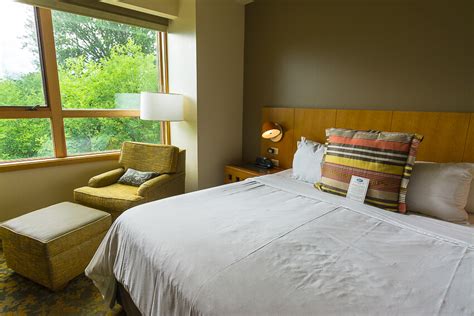 Cedarbrook Lodge: The Best Luxury Hotel Near SeaTac • Postcards to Seattle