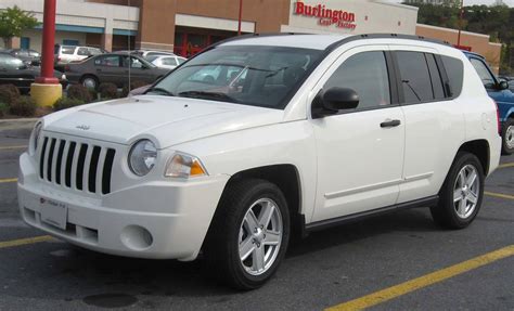 2009 Jeep Compass Sport - 4dr SUV 2.4L 4x4 Manual