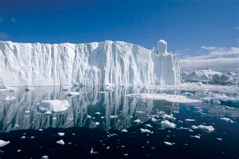 Iceberg - Arctic, Melting, Calving | Britannica