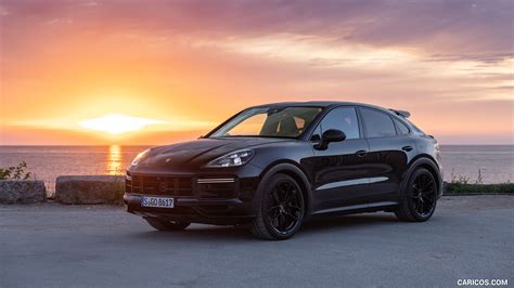 Porsche Cayenne Turbo GT | 2022MY (Color: Jet Black Metallic) | Front ...