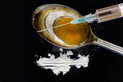 Heroin users’ brains hint at a new treatment for narcolepsy | New Scientist