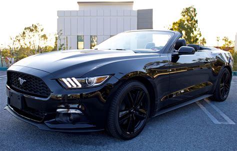 2016 Black Mustang Convertible | Mustang convertible, Ford mustang ...