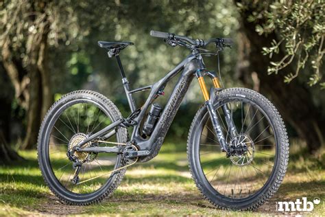 Test: Specialized S-WORKS LEVO SL E-MTB Fully 2020 - world of mtb Magazin