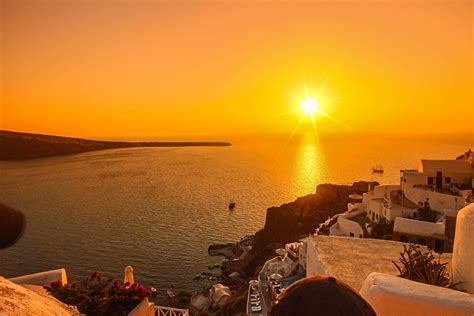 Sunset in the beautiful Santorini Island, Greece : r/europe