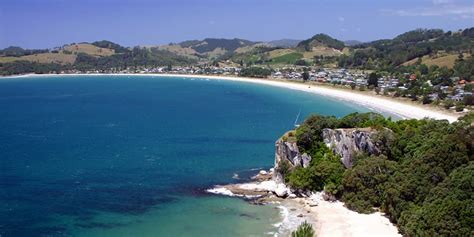 Cooks Beach, New Zealand | Location and Where To Stay