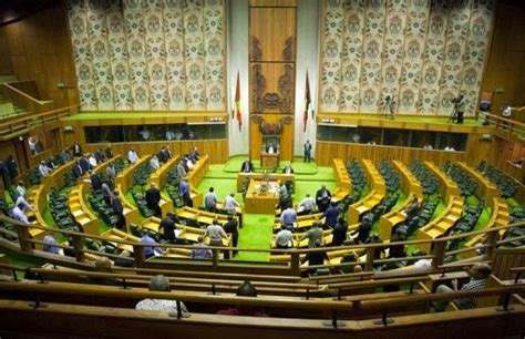 MPs Salaries of The Independent State of Papua New Guinea on Spotlight ...