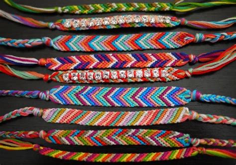 Bracelets | Friendship bracelets diy, Friendship bracelets, Crafts for kids