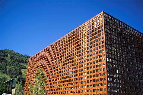 A glimpse at the new Aspen Art Museum by Shigeru Ban | News | Archinect