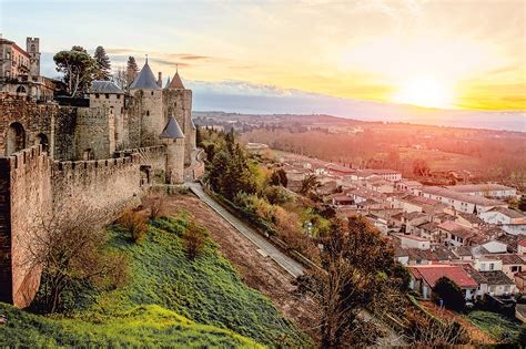 10 ciudades para viajar al pasado en Francia - Las ciudades ...