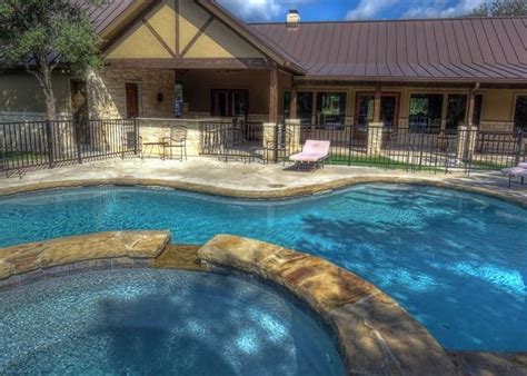 Elegant Cabins In Concan Texas On Frio River Ideas | Resort cabins ...