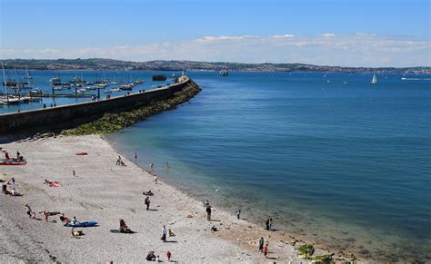 The Breakwater Bistro - Brixham Restaurant with Sea Views