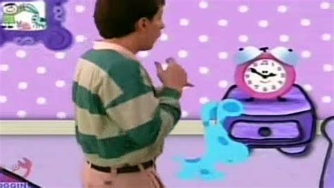 Blue's Clues - S01 E14 - Blue Wants to Play a Song Game - video Dailymotion