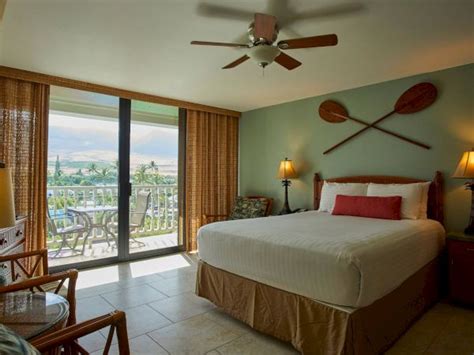 Impeccable Services and Exceptional Amenities at Lahaina Shores Beach ...