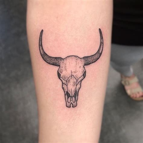 Mason Griffin Tattoo on Instagram: “Fun little longhorn skull from ...