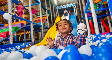 5 Best Indoor Activity Places for the Kids