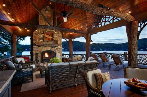 10 Luxe Log Cabins to Indulge in on National Log Cabin Day | HGTV's ...