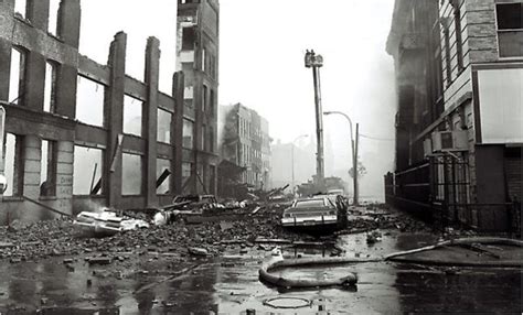 1980s New York City In 37 Startling Photographs