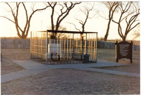 Billy the Kid Grave in Fort Sumner, NM - Virtual Globetrotting