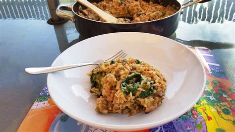 Chicken, Leek & Mushroom Risotto - Family Favourite - Mummy is Cooking