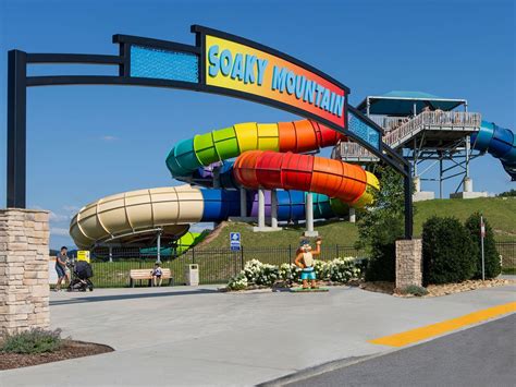 Soaky Mountain Waterpark | Attractions near Music Road Resort | Pigeon ...