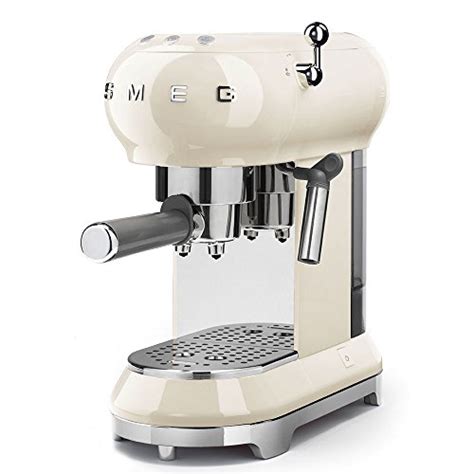 Smeg ECF01CRUS Espresso Coffee Machine, One Size, 1L, Cream | Amazon ...