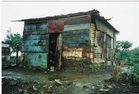 Managua slum house : r/UrbanHell