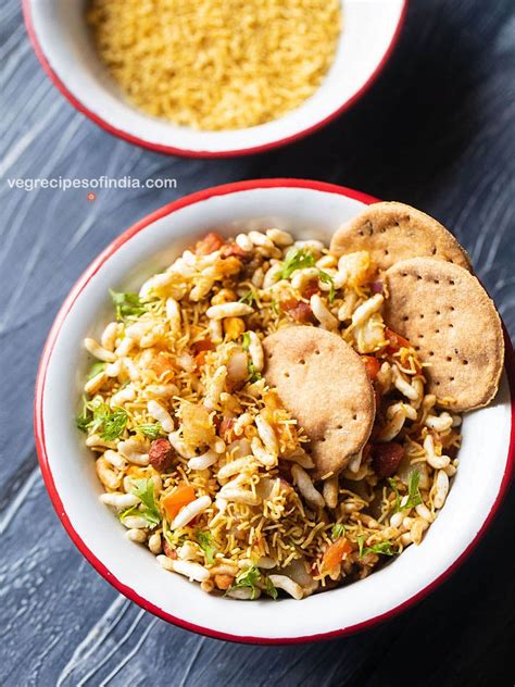 Bhel Puri | How to make Bhel Puri (Bhel Recipe) » Dassana’s Veg Recipes ...