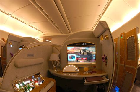 Passion For Luxury : Emirates, A Luxury Hotel Up In The Air