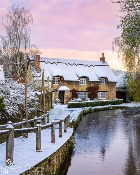 17th-century Beck Isle Cottage in the village of Thornton-le-Dale ...