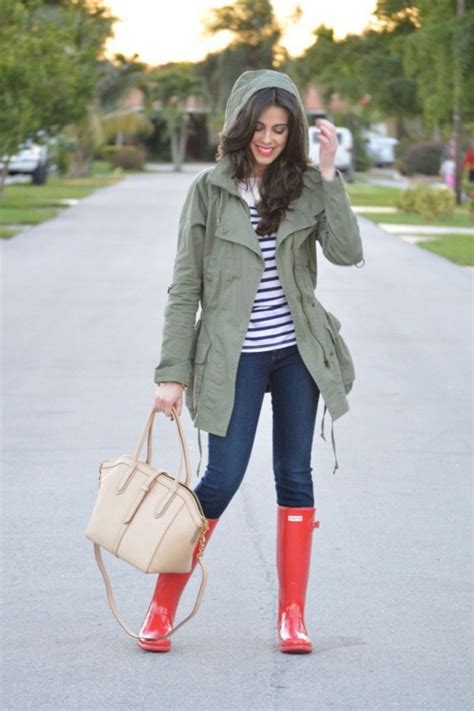 These 12 Rainy-Day Outfit Ideas Prove That Style Is 100% Waterproof ...