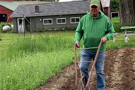 1800s-Era Hand Plow Keeps Family Farm Thriving - Grainger KnowHow