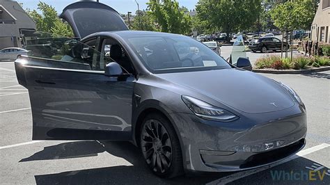 Tesla Model Y Doors Open | Images and Photos finder