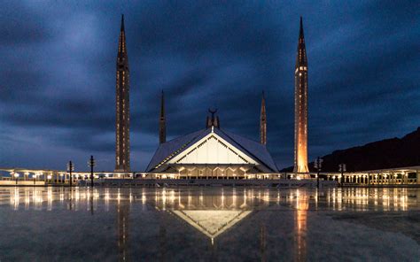 Most Popular Places to Visit in Islamabad at Night | Zameen Blog