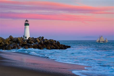 Santa Cruz Breakwater Lighthouse in Santa Cruz, California at su » CMH