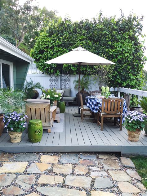 20+30+ Backyard Deck Decorating Ideas – HOMYRACKS