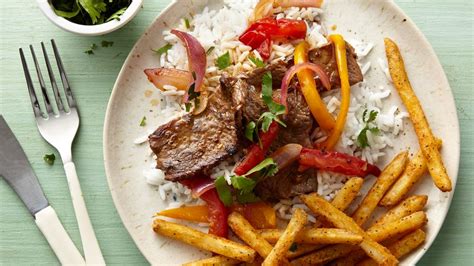 Receta de Lomo Saltado | QueRicaVida.com