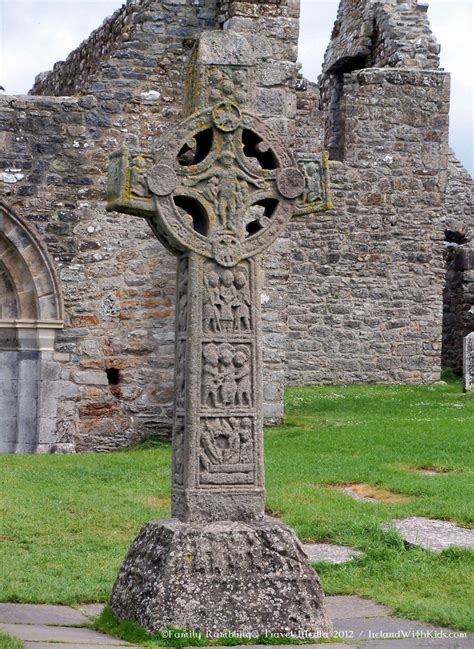 Visiting Clonmacnoise: Clonmacnoise, Co Offally | Ireland Travel Kit