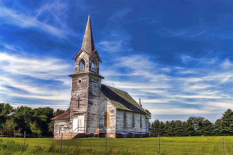 Americans' Confidence in Church Drops to Near Historic Low - Lifeway ...