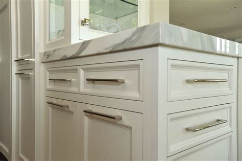 Cabinet Hardware - Metropolitan Cabinets